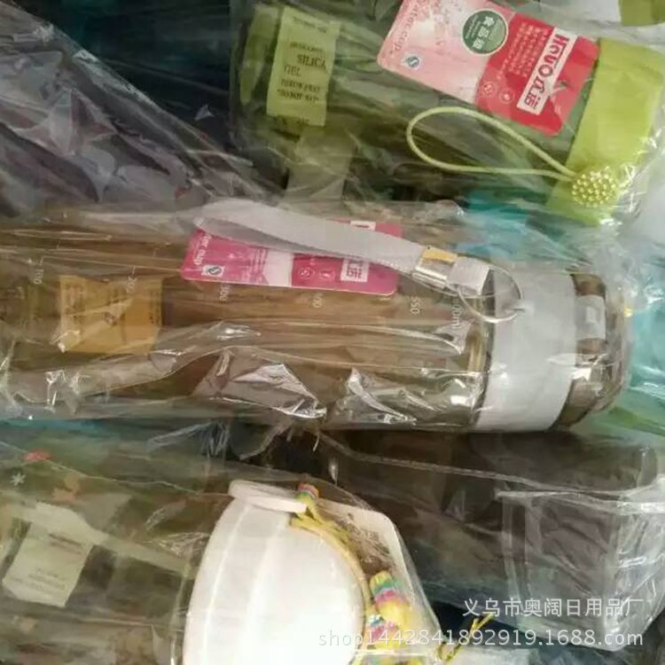 地?cái)偨?jīng)濟(jì)新寵 2016熱賣(mài)摔不破太空杯，5元模式搭配錄音廣告批發(fā)攻略